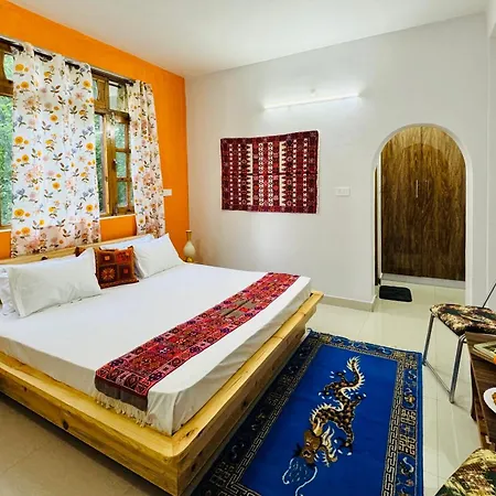 Pine View Retreat Homestay Kalpa Exterior photo
